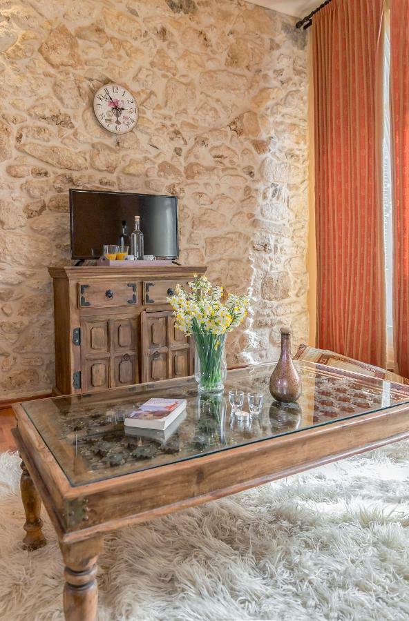 Elois Suites Rethymno  Екстер'єр фото