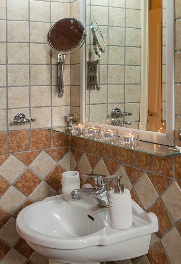 Elois Suites Rethymno  Екстер'єр фото