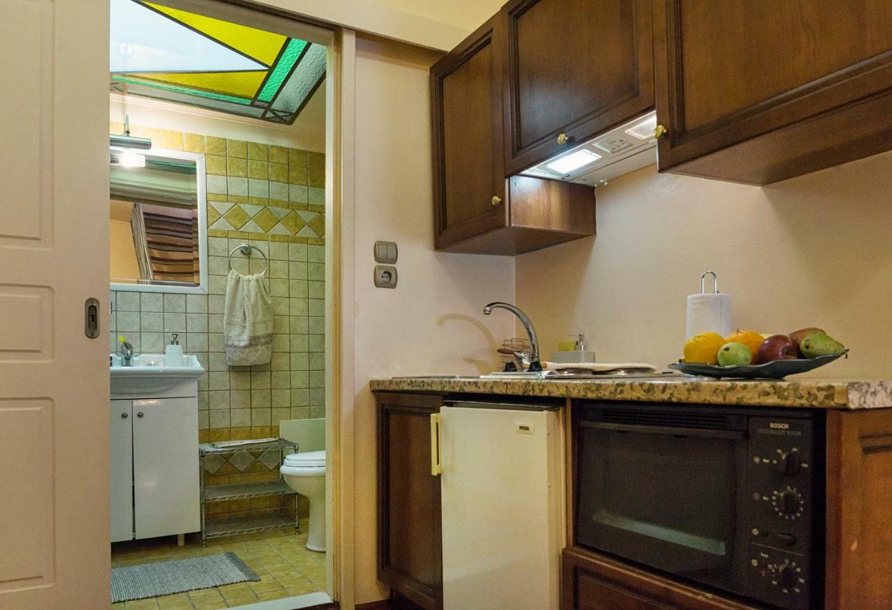 Elois Suites Rethymno  Екстер'єр фото