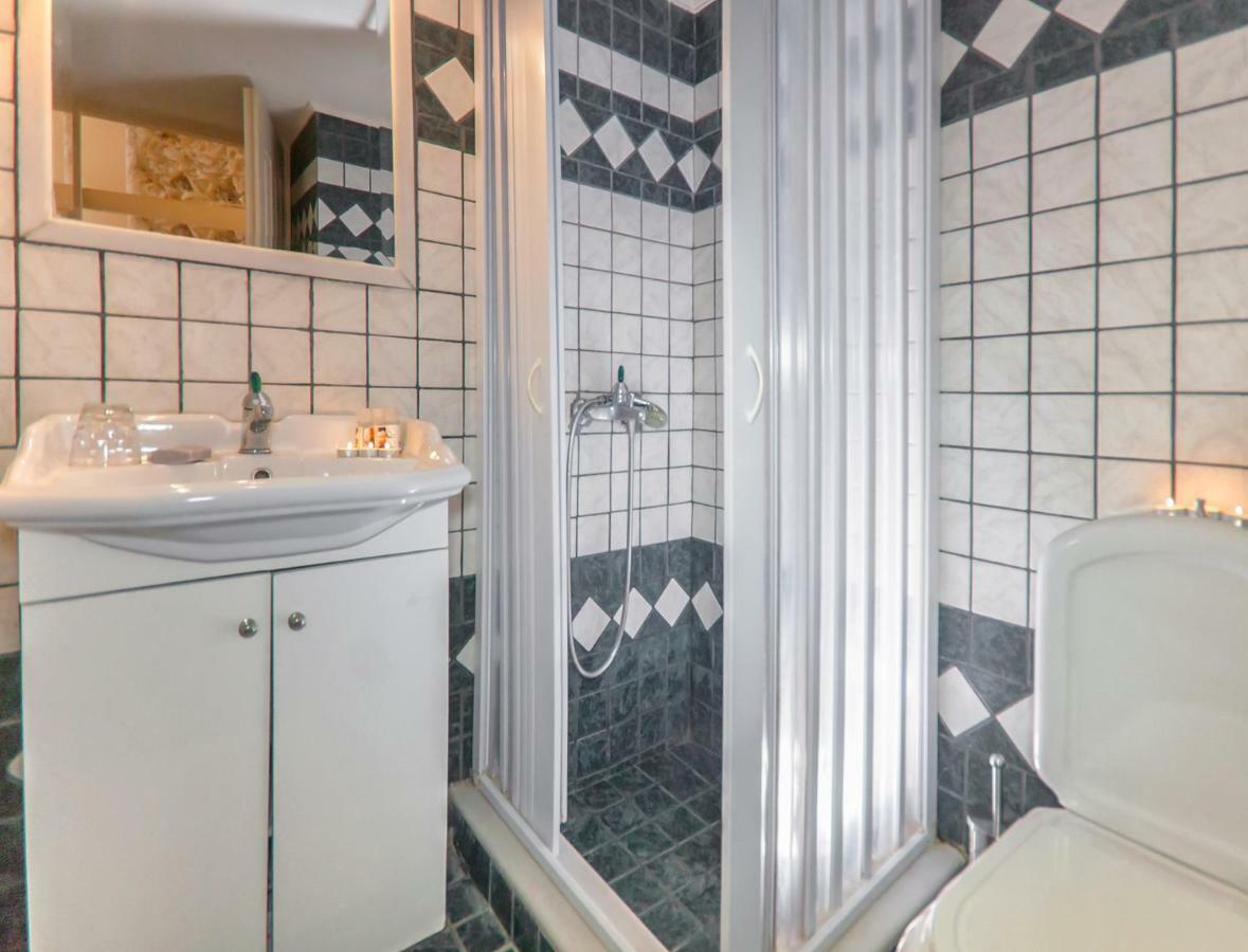 Elois Suites Rethymno  Екстер'єр фото